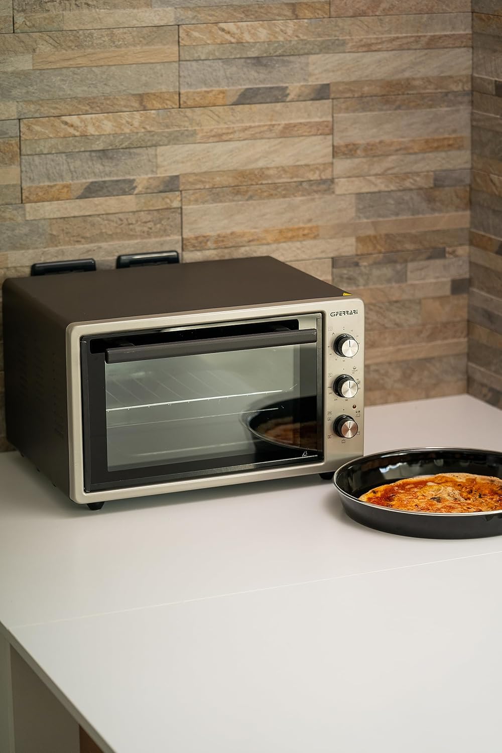 G3 Ferrari G10153 Forno Elettrico Ventilato, Raggiunge fino a 300° C, 5 modalità di cottura, 1400 W, Vetro doppio, Timer 90 min, Accessori inclusi, Argento Nero